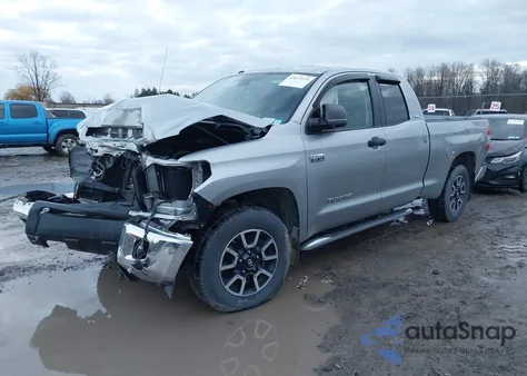 2018 Toyota Tundra Sr5 5.7L V8 z USA, uszkodzony, nr VIN 5TFUY5F19JX696258